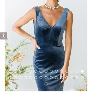 Revelry Dakota Velvet Bridesmaid Dress/Gown in Dusty Rose - Size 2 NWT